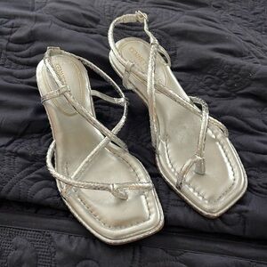 Kenneth Cole silver sandals, size 5